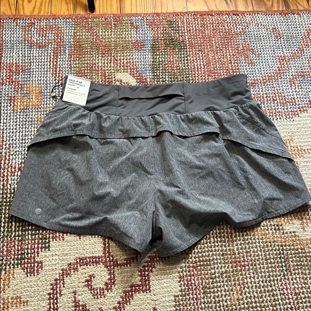NWT Calia Gray Kick It Up Performance Short 3” inseam Size L - Picture 10 of 12
